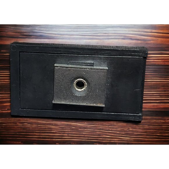 Black Magnetic Key Case - Picture 3 of 6